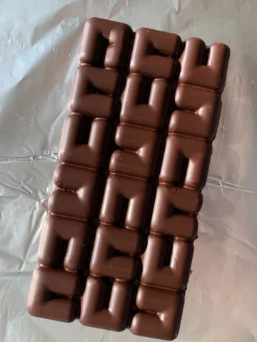 TAVOLETTA RIPIENA AL CARAMELLO