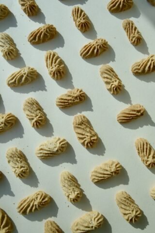 BISCOTTi ALLA NOCCIOLA “con solo nocciola piemonte igp”