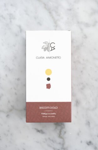 Biscotti con meliga e uvetta